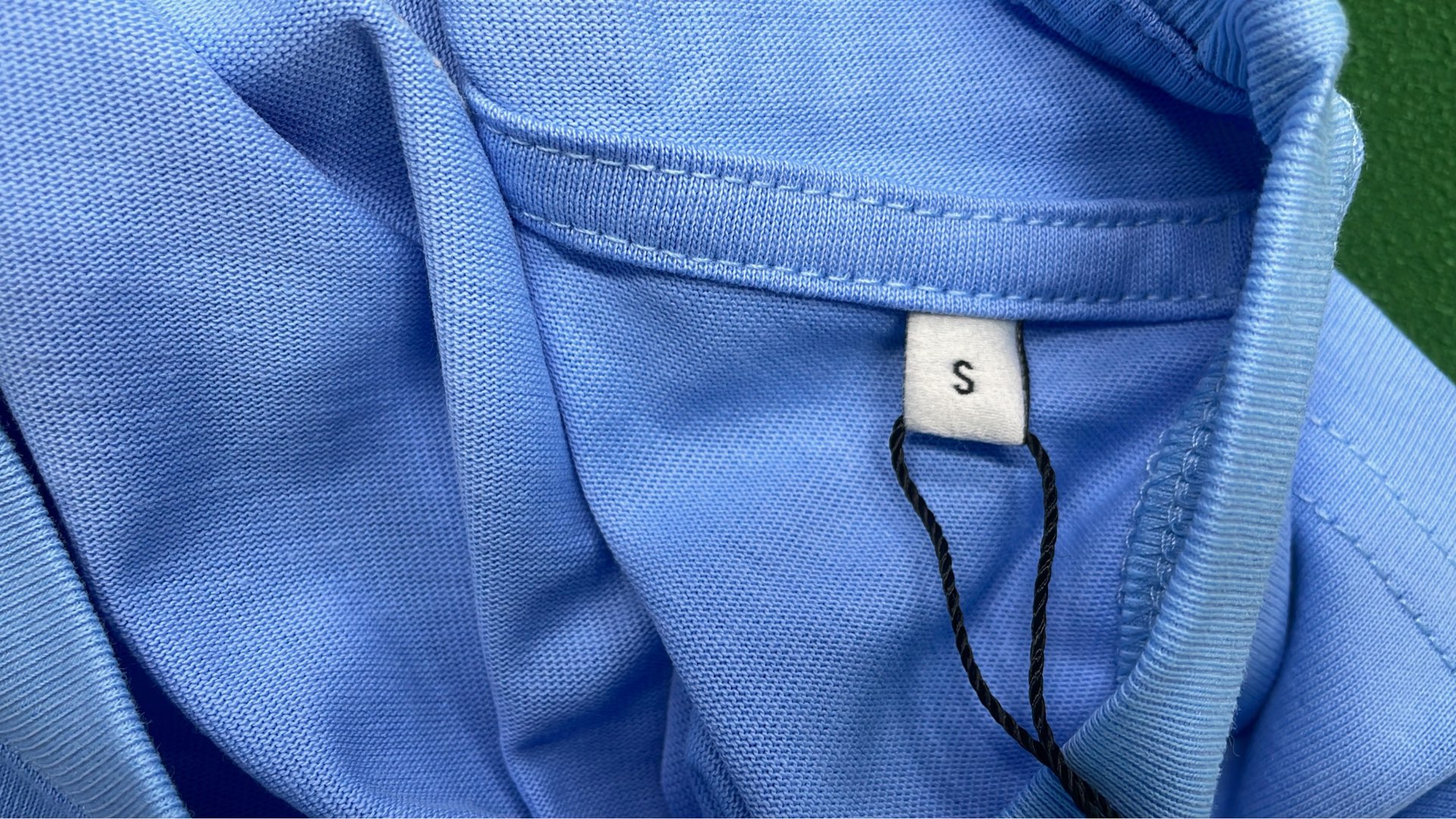 Ami tee (24 CP)
