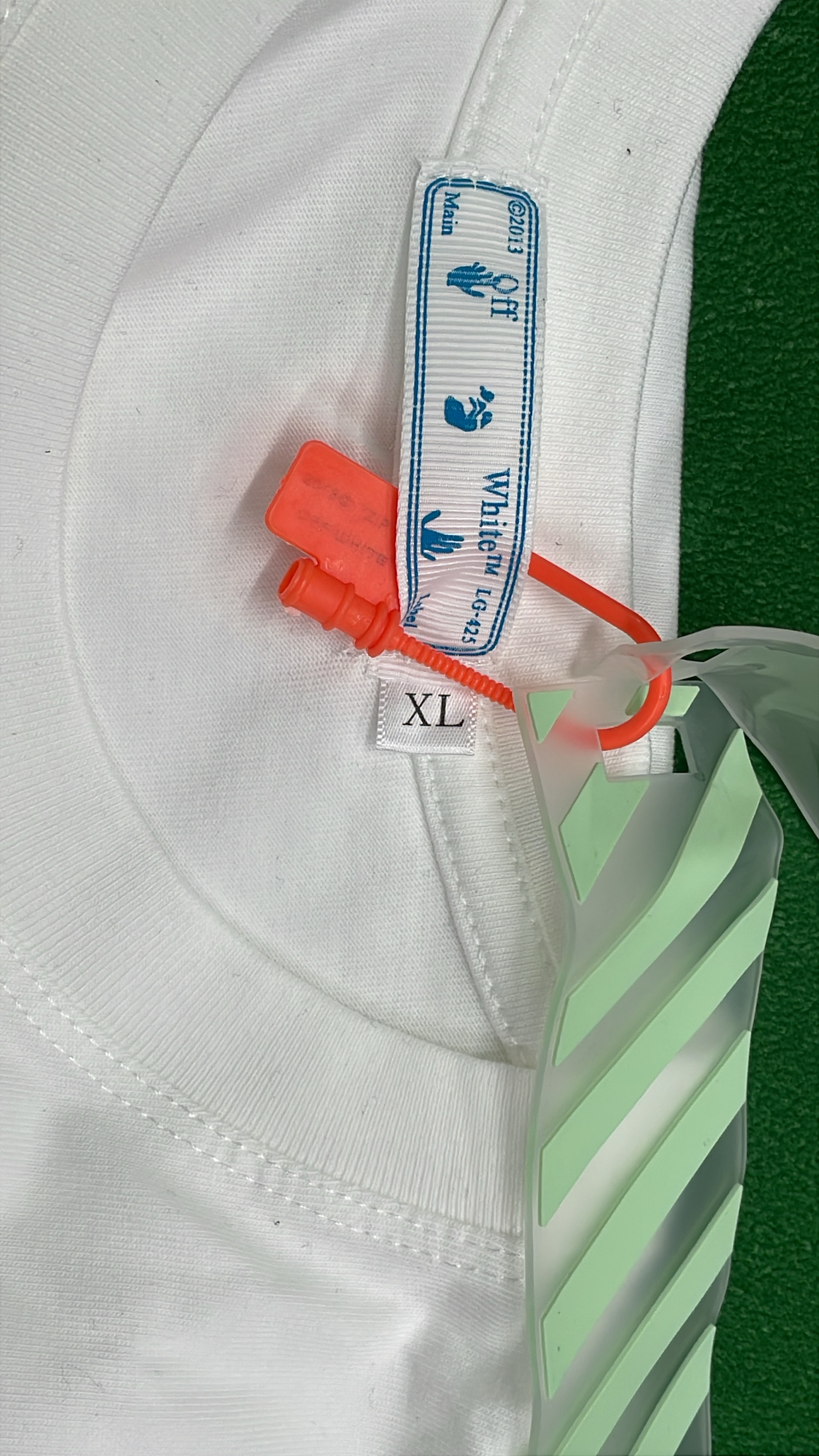 Off-White Graphic T-shirt