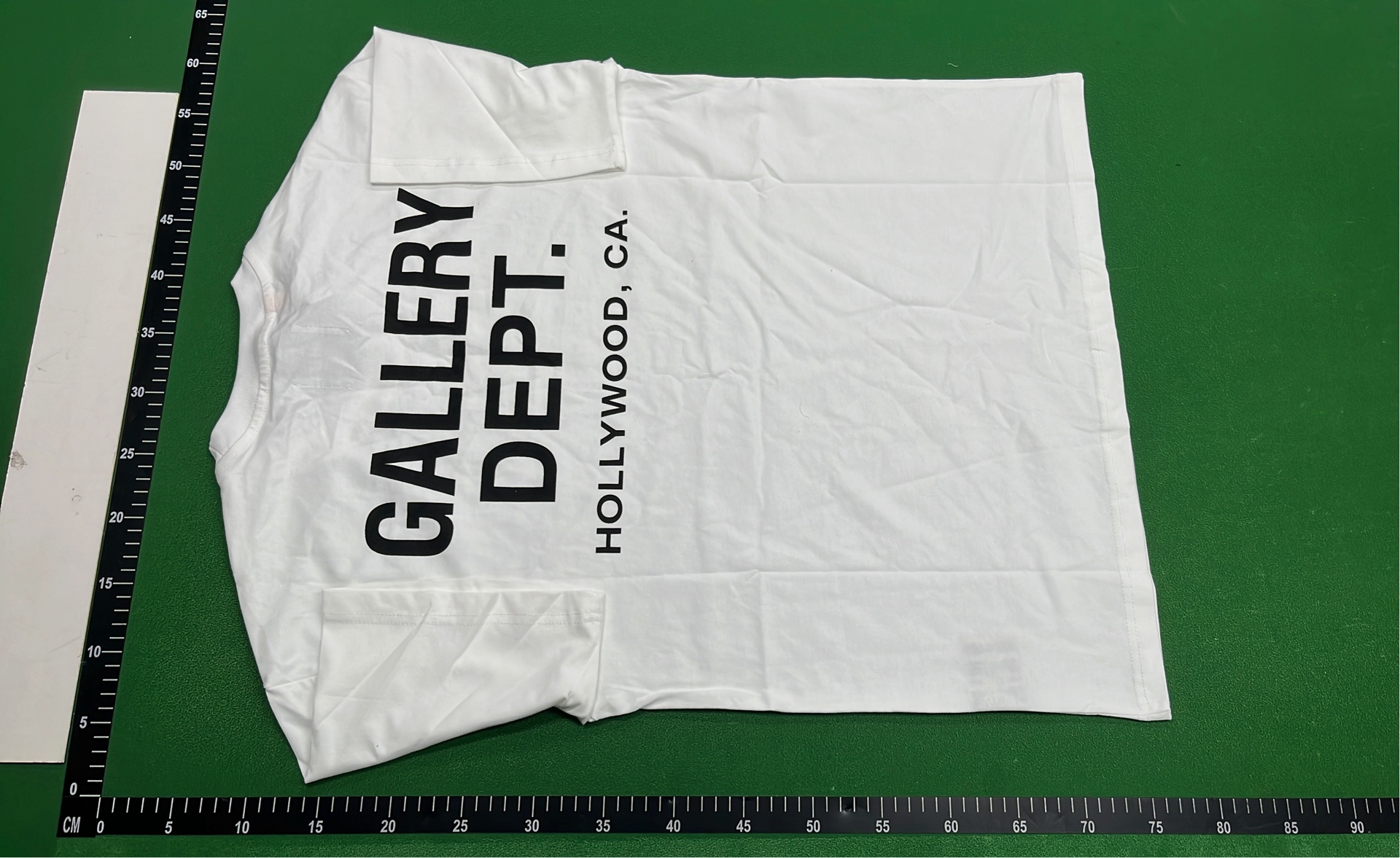 Gallery Dept. Hollywood, CA T-Shirt - Casual Graphic Tee