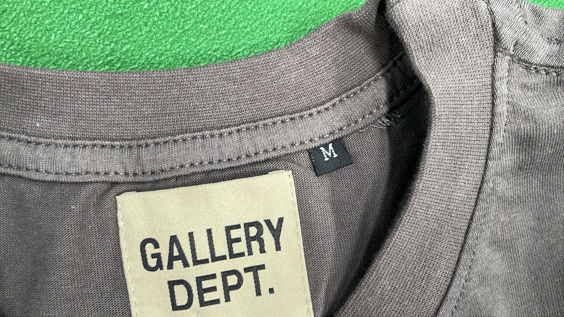 Gallery Dept. Men's Graphic T-Shirt with Car and Gas Station Print
