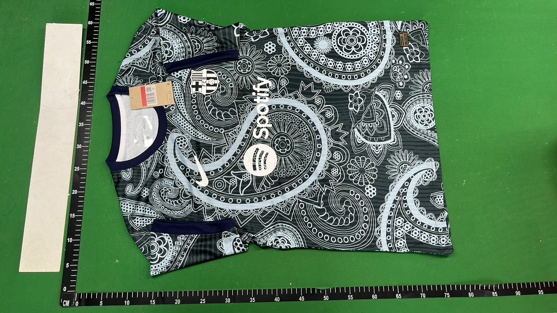 findsly image