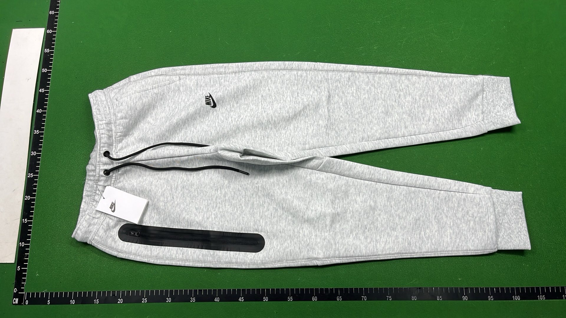 NIKE Tech set