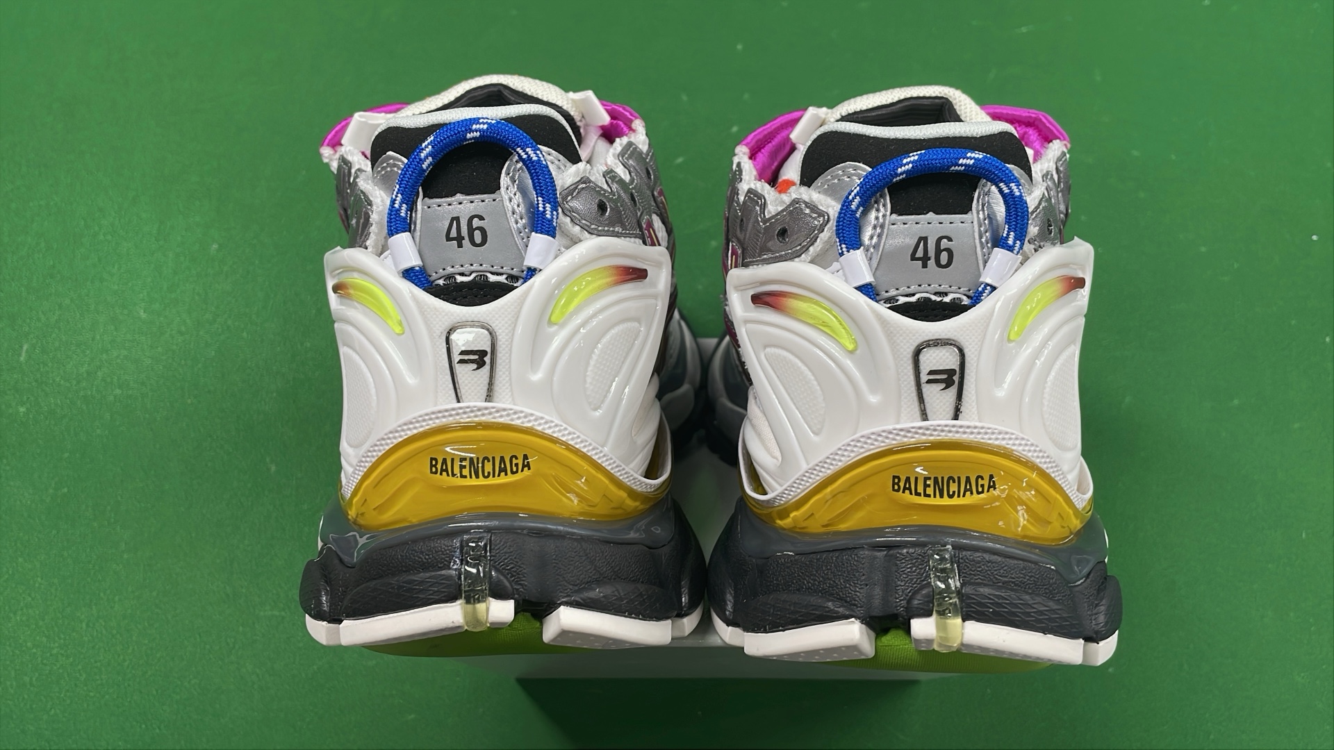 Balenciaga Sneakers (19 style)